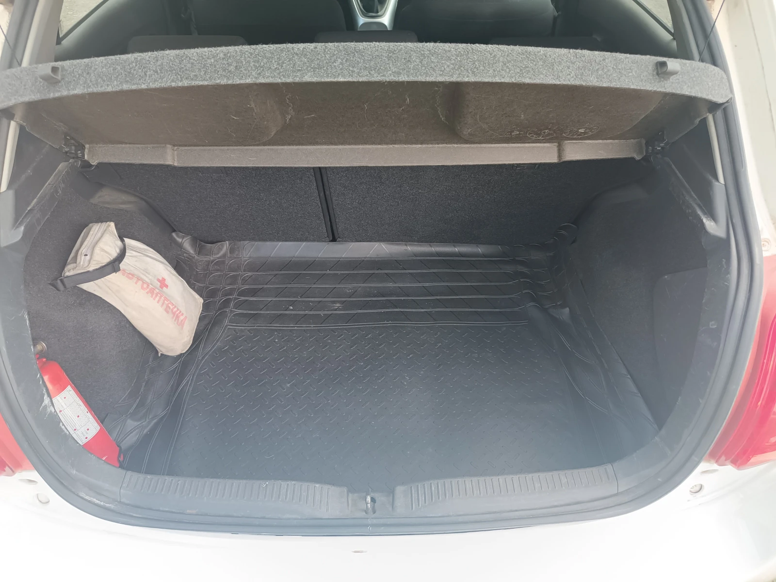 Toyota Auris 1, 33, снимка 16 - Автомобили и джипове - 55631104