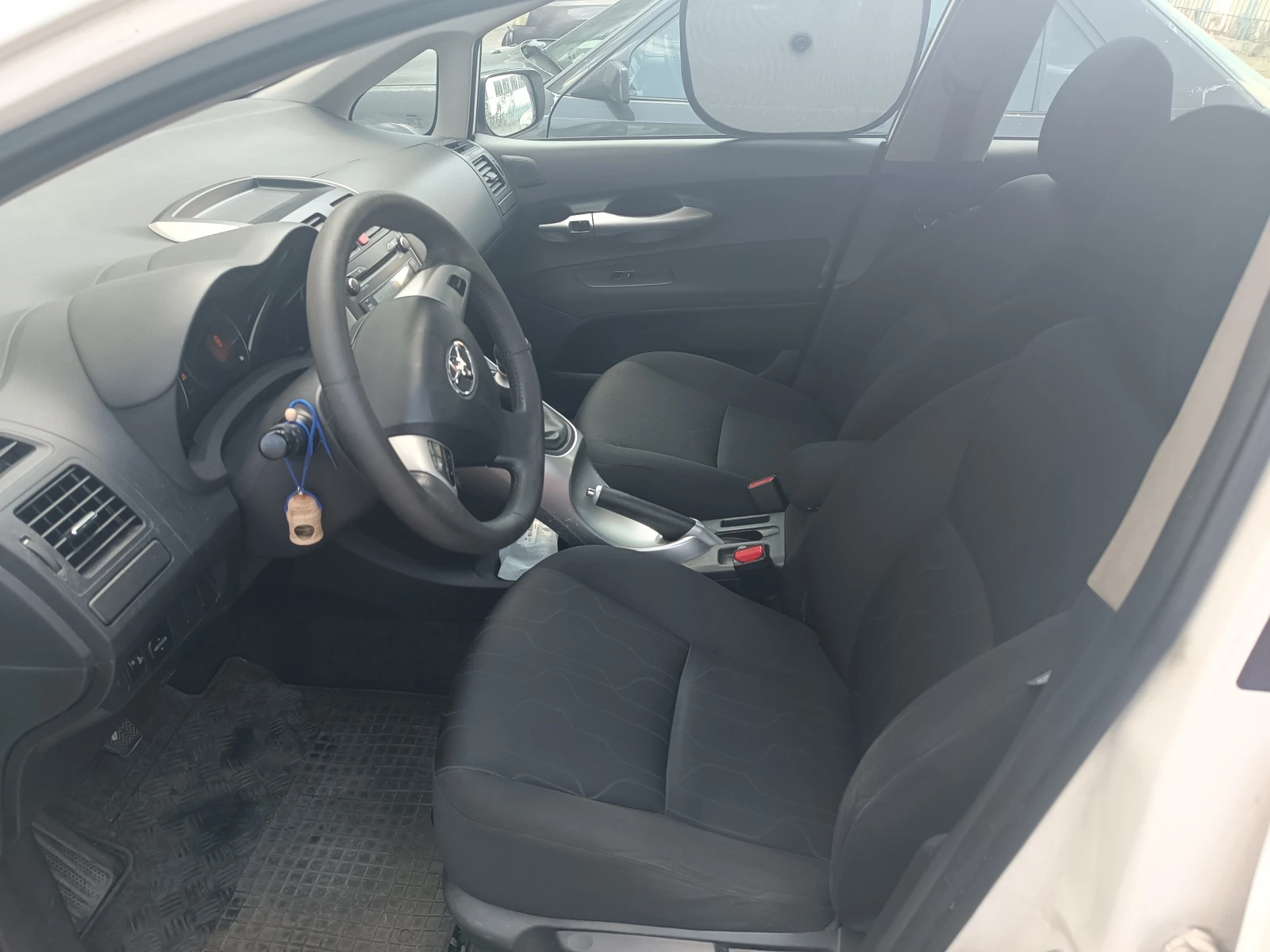 Toyota Auris 1, 33, снимка 11 - Автомобили и джипове - 55631104