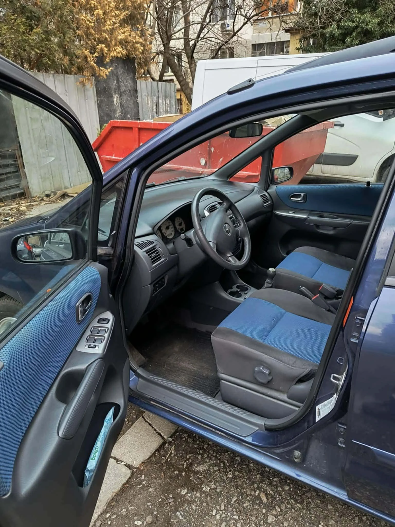 Mazda Premacy, снимка 5 - Автомобили и джипове - 56096468