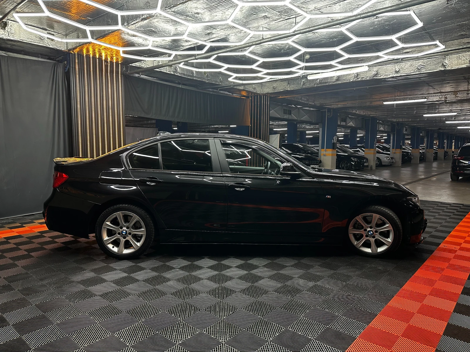 BMW 330 3.0d 258 �.�./XDrive | Mobile.bg � ����������� 4
