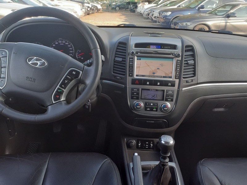 Hyundai Santa fe 2, 2 CRDI 4WD KAMERA NAVI 7ME. PREMIUM PAKET.     , снимка 7 - Автомобили и джипове - 46791113