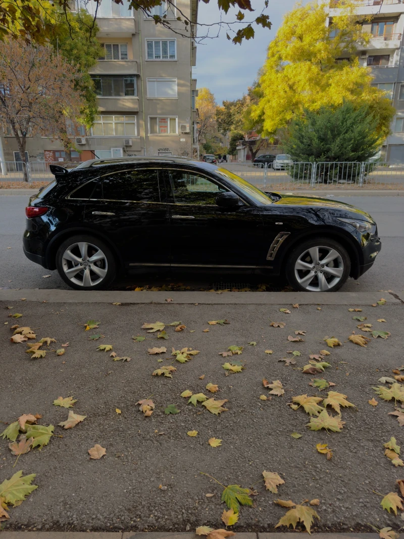 Infiniti Fx 30 30DS, снимка 9 - Автомобили и джипове - 47993659