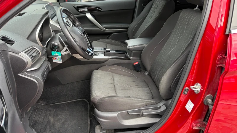 Mitsubishi Eclipse Cross 1.5i* 163hp* 4X4* FULL, снимка 8 - Автомобили и джипове - 52337336