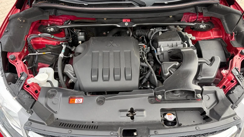 Mitsubishi Eclipse Cross 1.5i* 163hp* 4X4* FULL, снимка 15 - Автомобили и джипове - 52337336