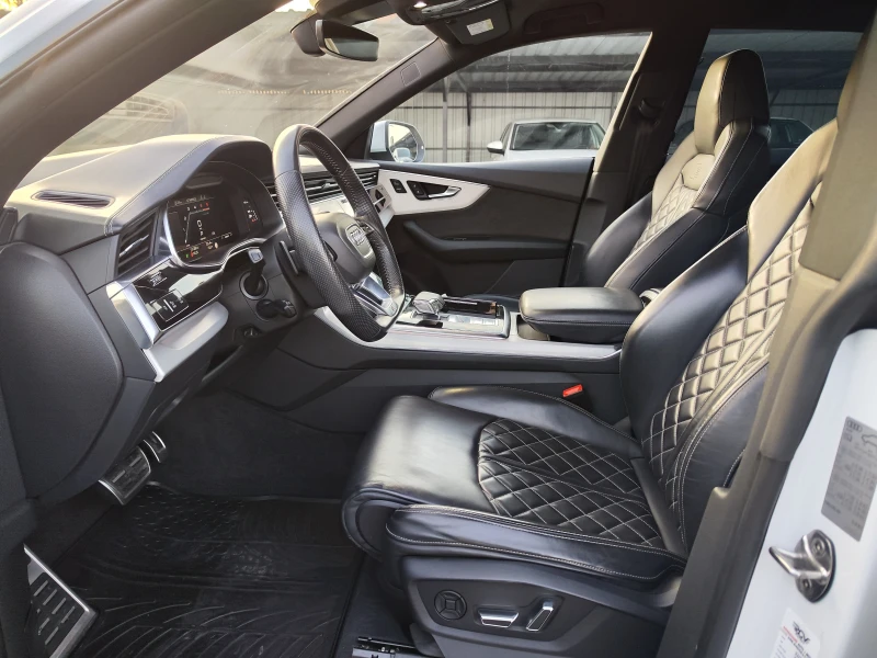 Audi SQ8 360CAM* B&Q* DISTRONIC* LAZER* RECARO* MEMORY* LIZ, снимка 5 - Автомобили и джипове - 52850673