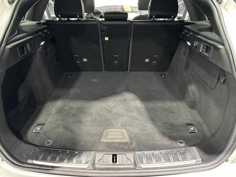 Jaguar F-PACE Prestige  CARFAX, снимка 13 - Автомобили и джипове - 53274560