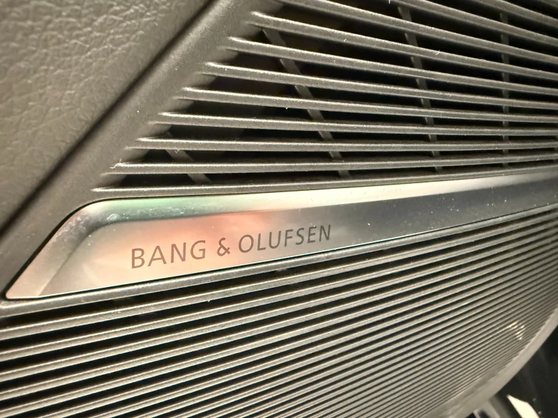 Audi Q8 B.O\S line\ Quattro, снимка 10 - Автомобили и джипове - 53596554