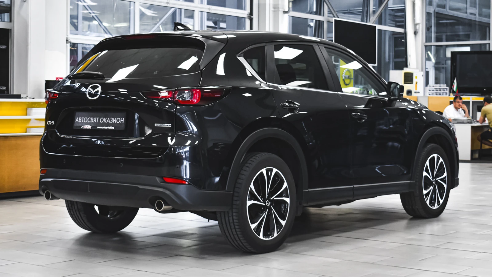 Mazda CX-5 REVOLUTION PLUS 2.5 SKYACTIV-G Automatic - изображение 6