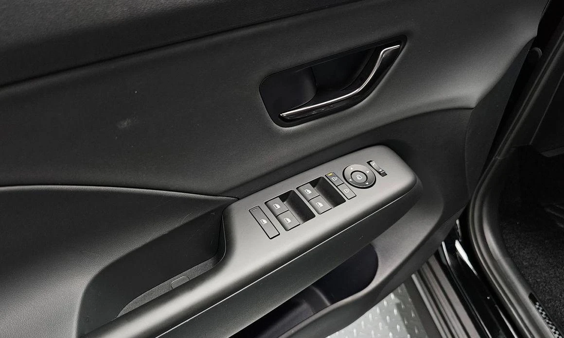 Hyundai Kona Gasoline 1.6 Turbo 2WD Premium N Line | Mobile.bg   14