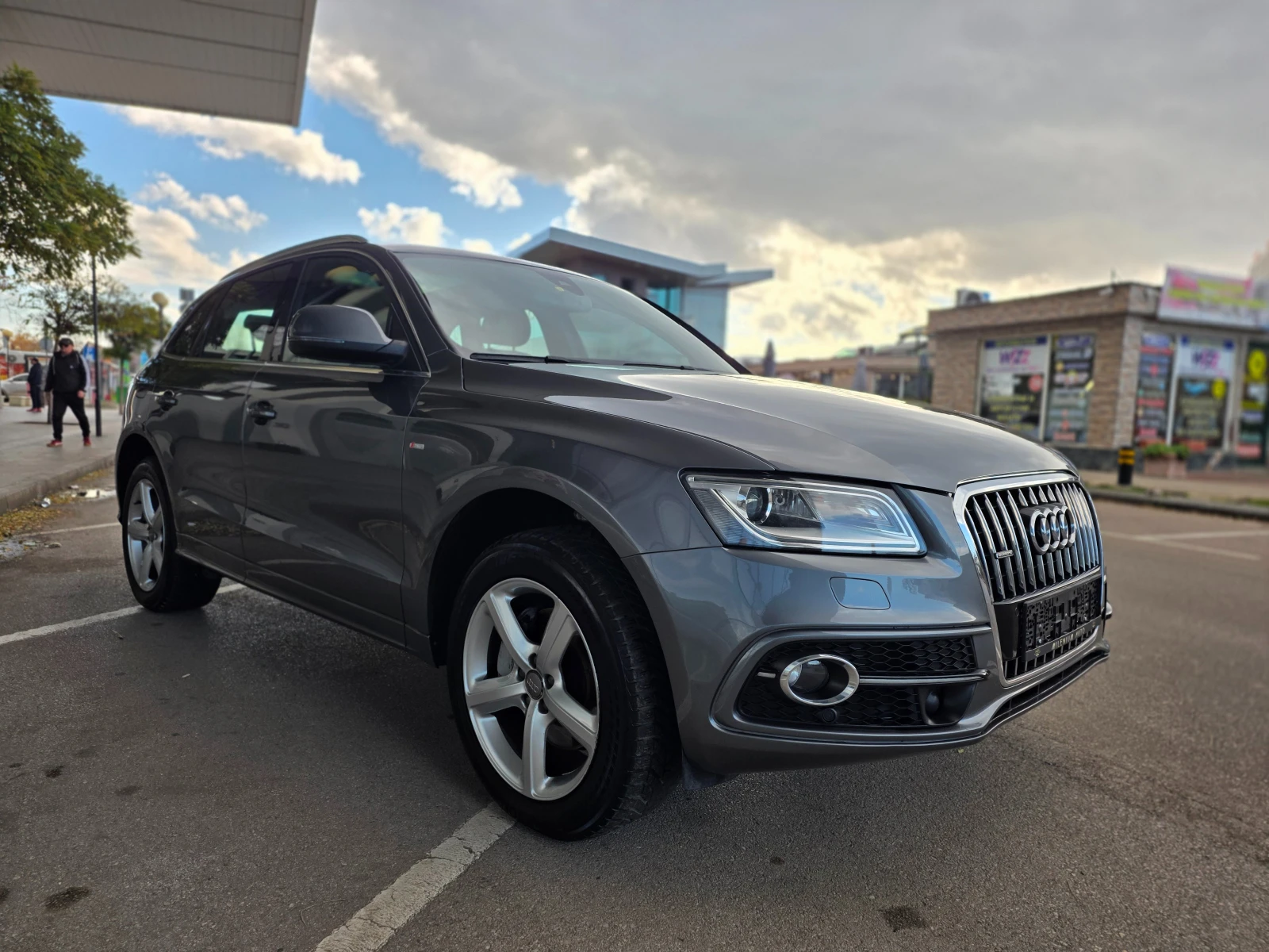 Audi Q5 6 МЕСЕЦА ГАРАНЦИЯ/3.0TDI S Line/Всички Екстри - изображение 6