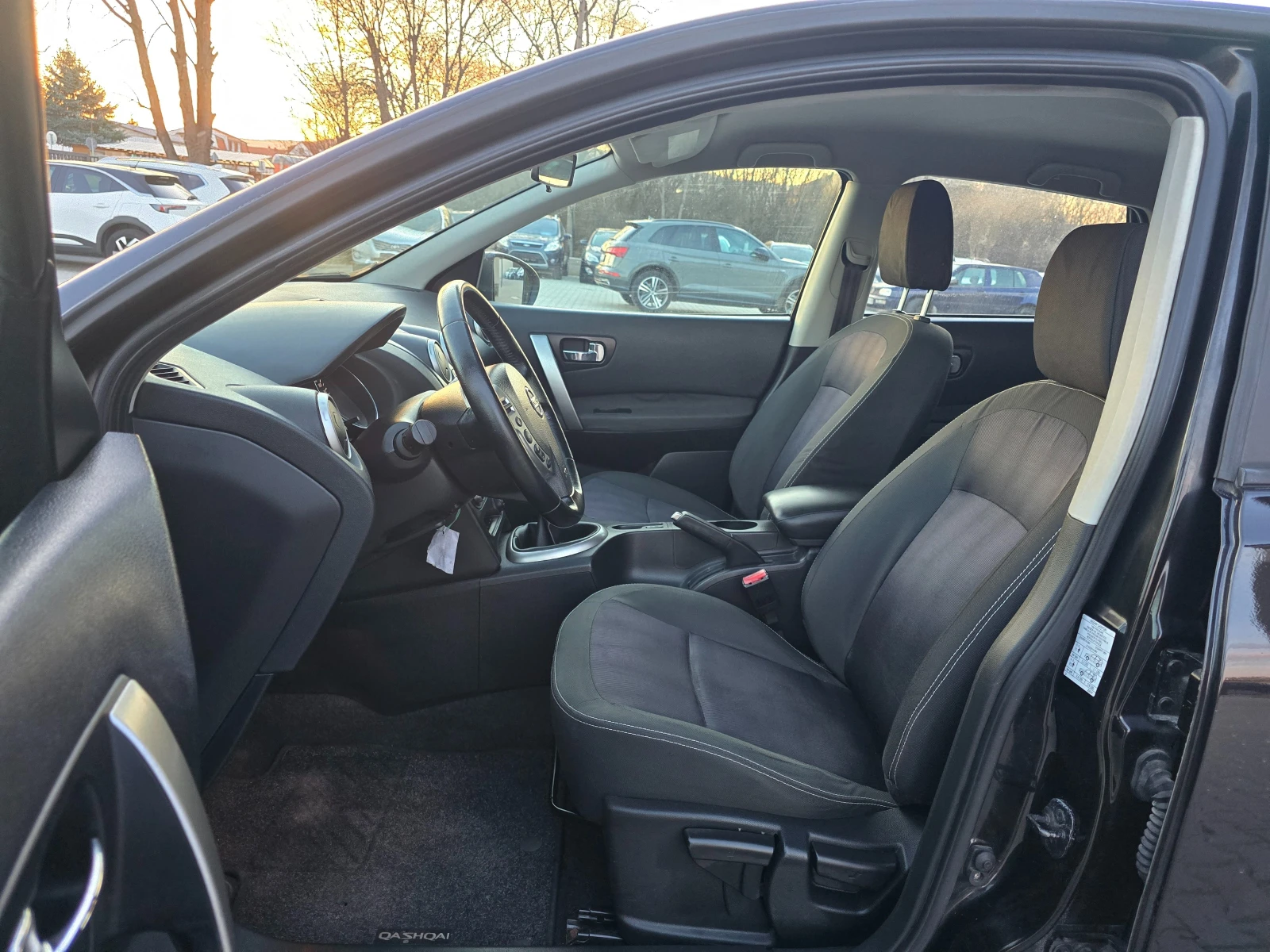 Nissan Qashqai 1.5DCI, 110к.с., Face, Евро 5, 126000км.!, снимка 8 - Автомобили и джипове - 53796922