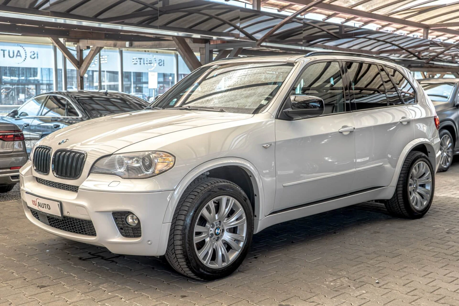 BMW X5 50i/HuD/Soft Close/Камера 180/Lane Assist/Панорама | Auto.bg — изображение 1