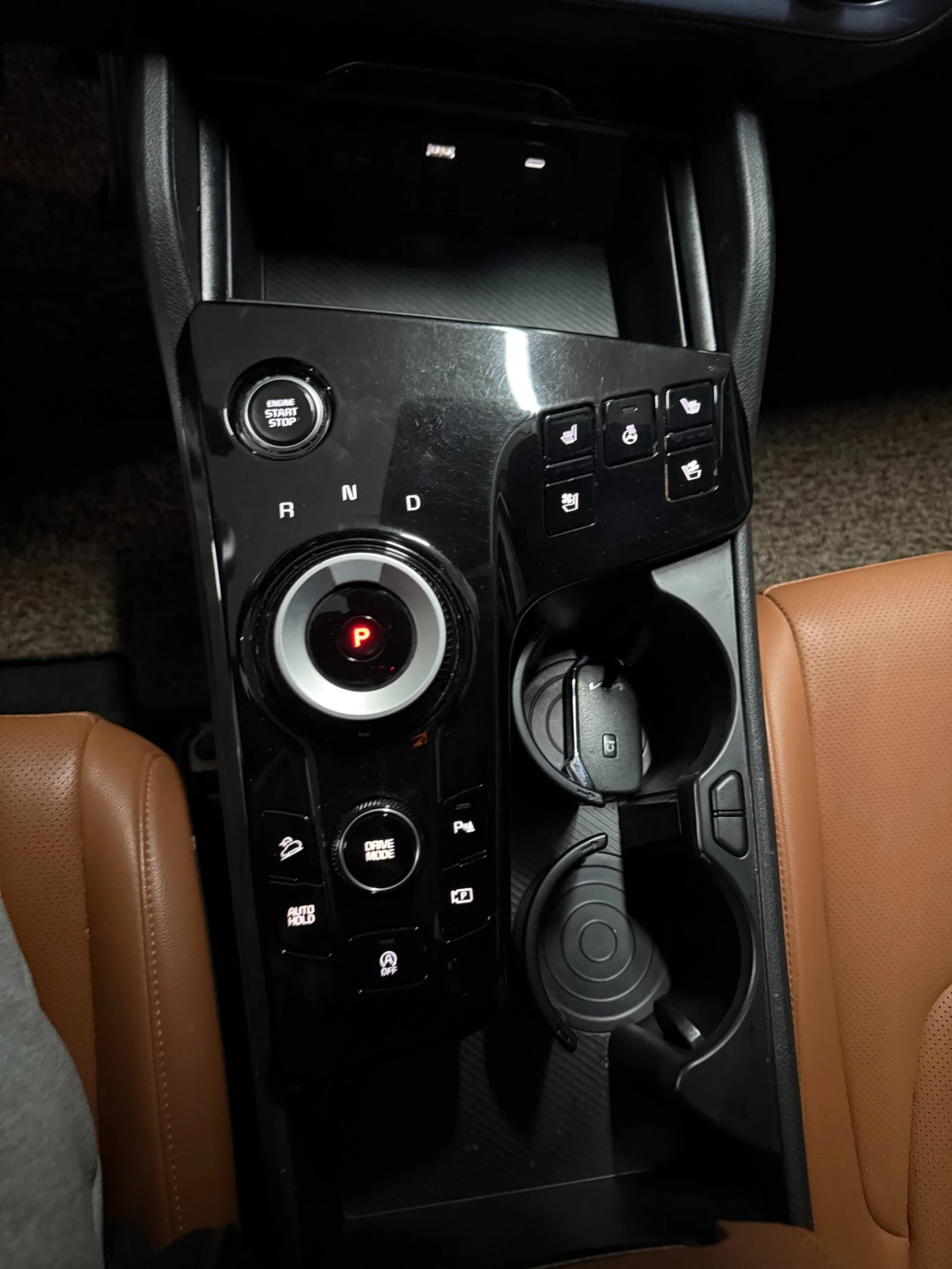 Kia Sportage 2.0 CRDI - ОЧАКВАН ВНОС, снимка 7 - Автомобили и джипове - 54005197