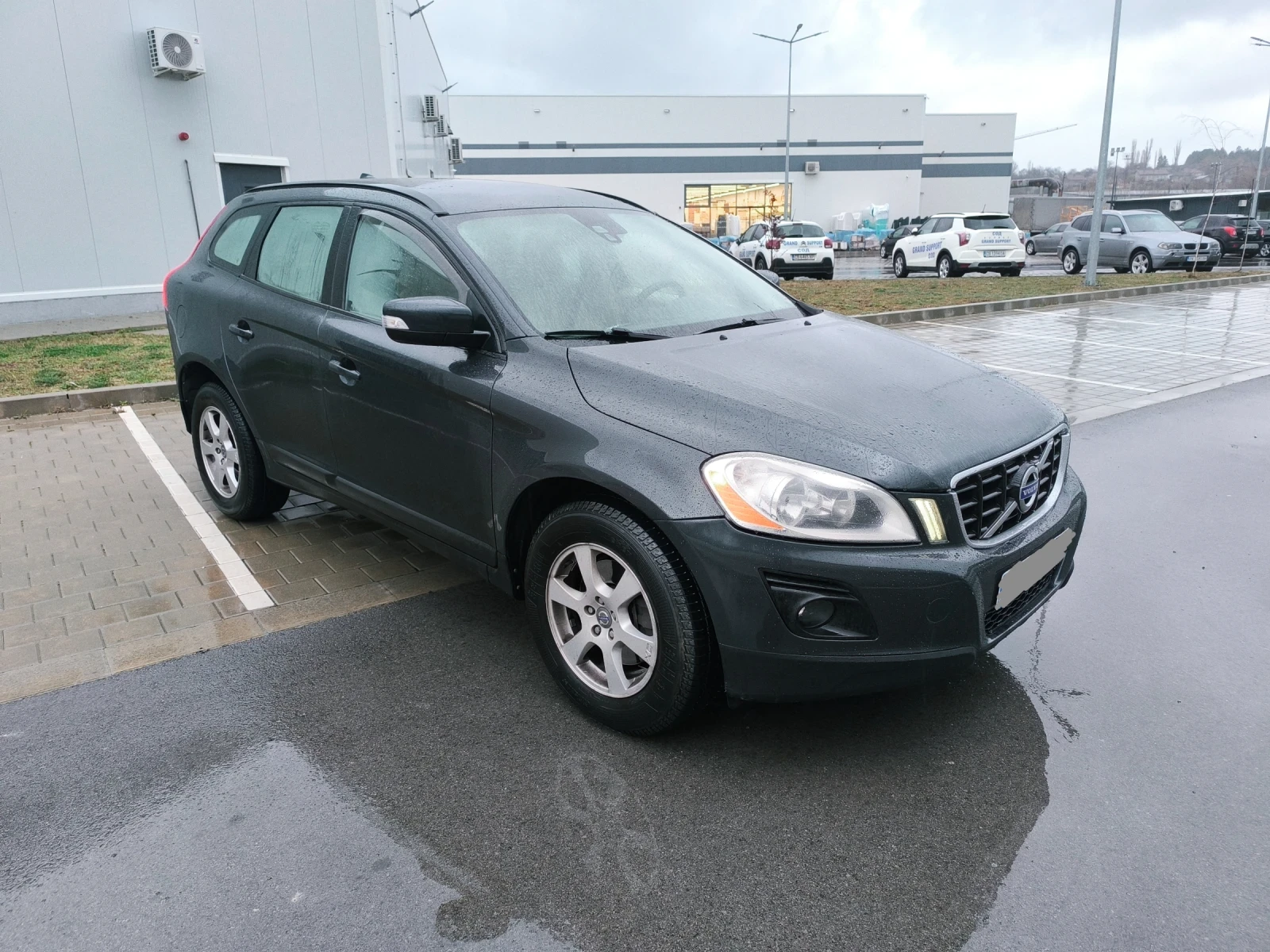 Volvo XC60 2.4 Дизел 4х4 , снимка 2 - Автомобили и джипове - 54062630