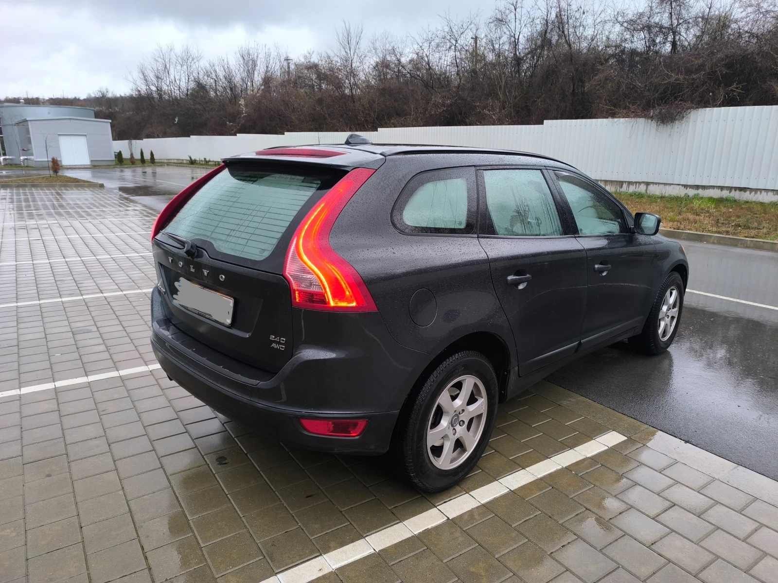 Volvo XC60 2.4 Дизел 4х4 , снимка 4 - Автомобили и джипове - 54062630