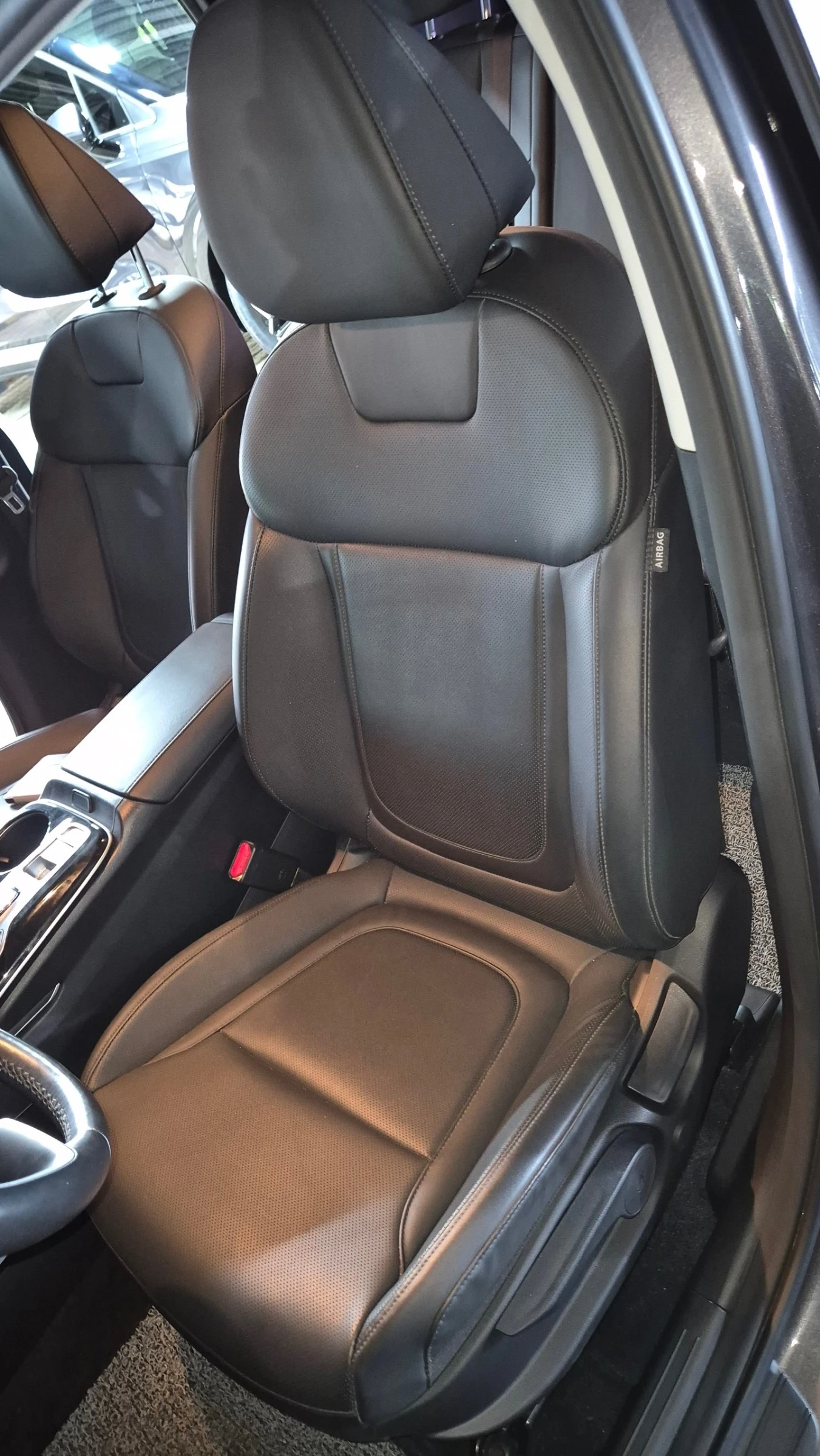 Hyundai Tucson 2.0 D 186�.�. ������� ����������� ������� 1�. | Mobile.bg � ����������� 13