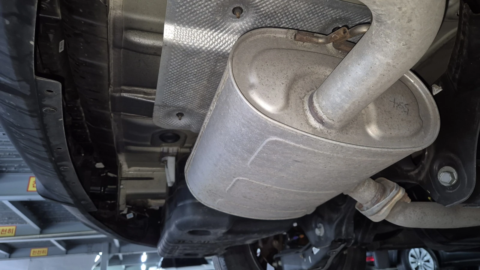 Hyundai Tucson 2.0 D 186�.�. ������� ����������� ������� 1�. | Mobile.bg � ����������� 11