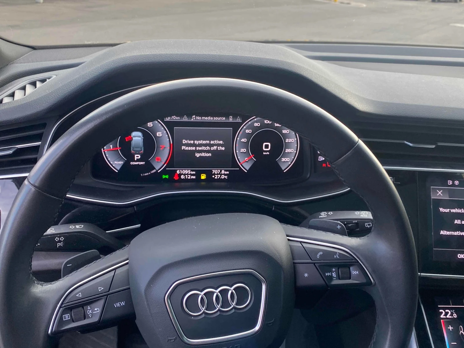 Audi Q7 * Komfort * CARFAX * БЕЗ ПЪРВОНАЧАЛНА ВНОСКА, снимка 8 - Автомобили и джипове - 56001780