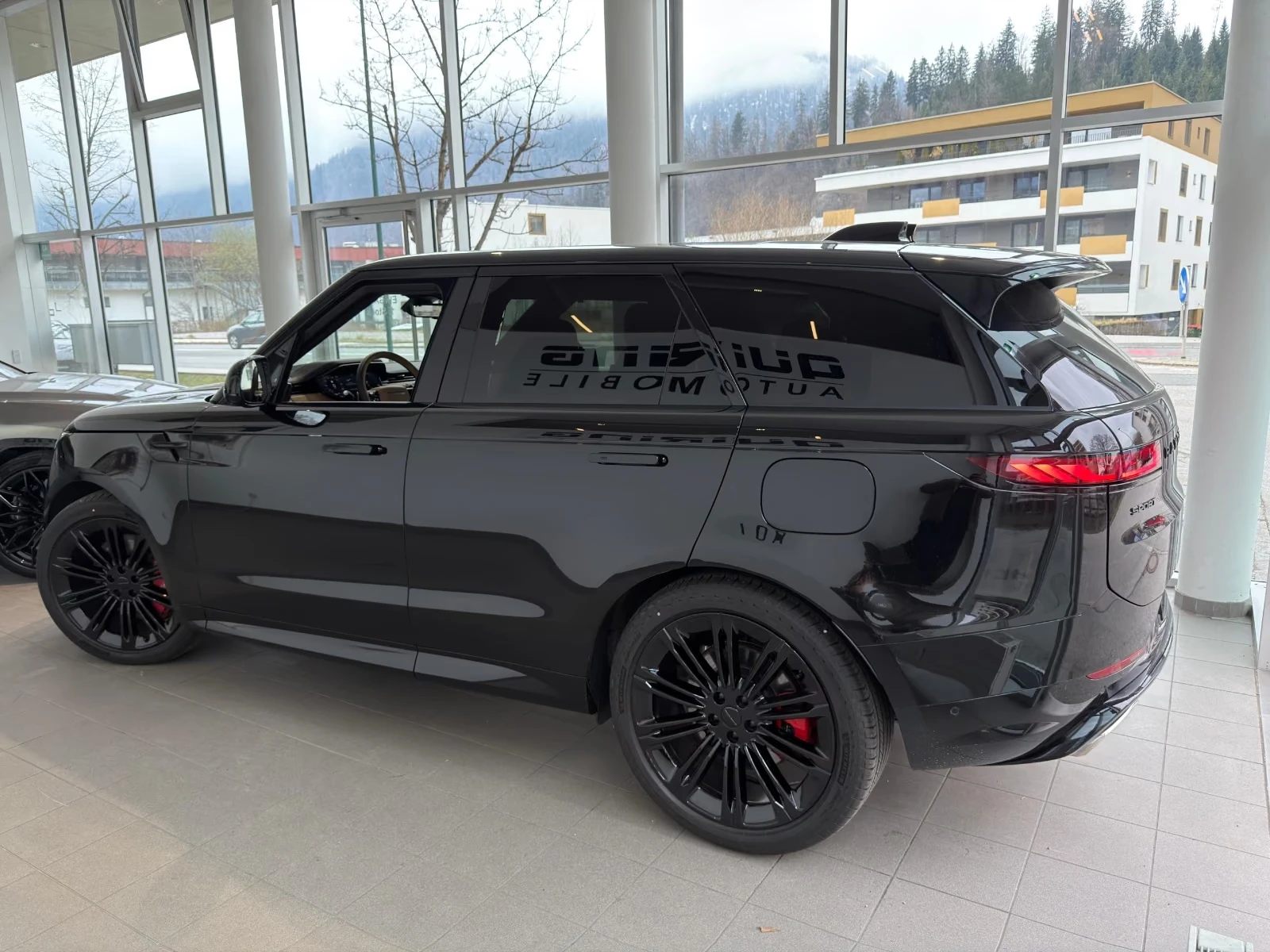 Land Rover Range Rover Sport P550e/AUTOBIOGRAPHY/SVO CARBON/SOFT CLOSE/23 INCH | Mobile.bg � ����������� 4