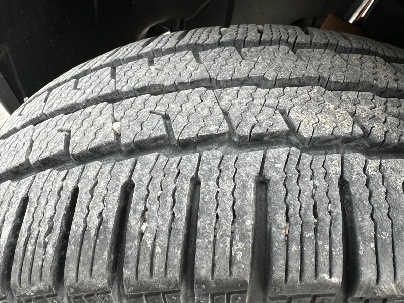 VW Crafter 2, 5TDI-102k.s.Товарен-Перфектен, снимка 13 - Бусове и автобуси - 49878959