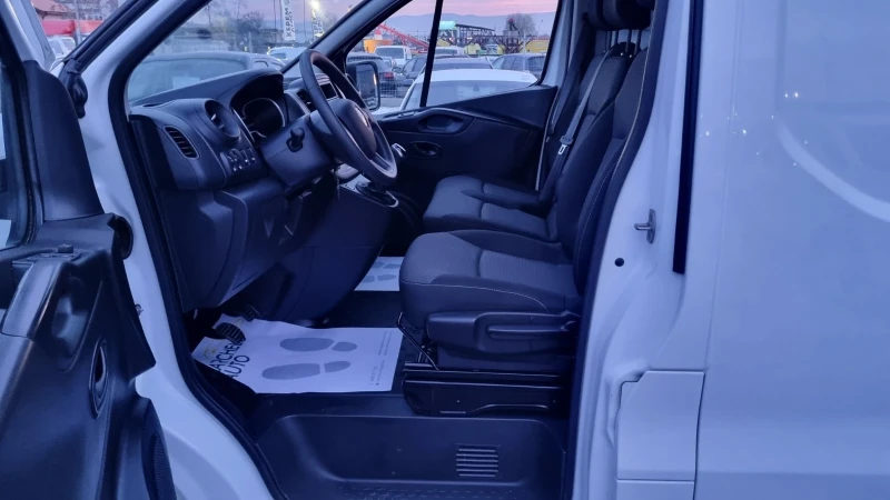 Renault Trafic 2.0dci ХЛАДИЛЕН* * ПЪЛНА ГАРАНЦИЯ!!!, снимка 7 - Бусове и автобуси - 52775820