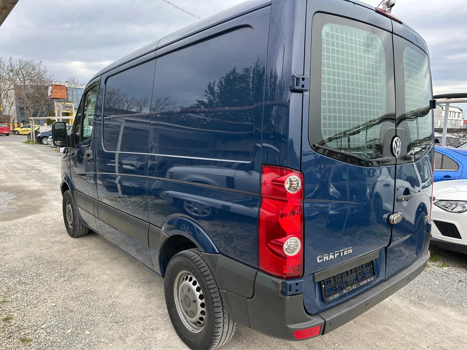 VW Crafter 2, 5TDI-102k.s.Товарен-Перфектен - изображение 5