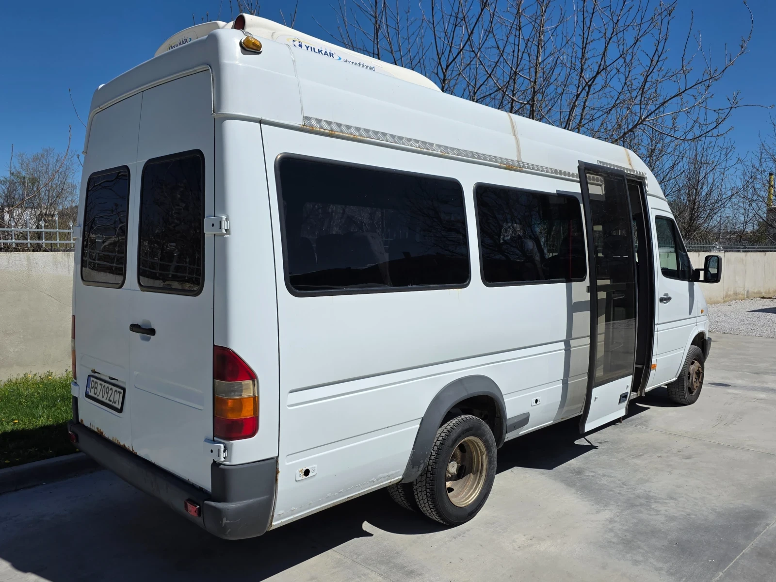 Mercedes-Benz Sprinter 412, снимка 4 - Бусове и автобуси - 54122165