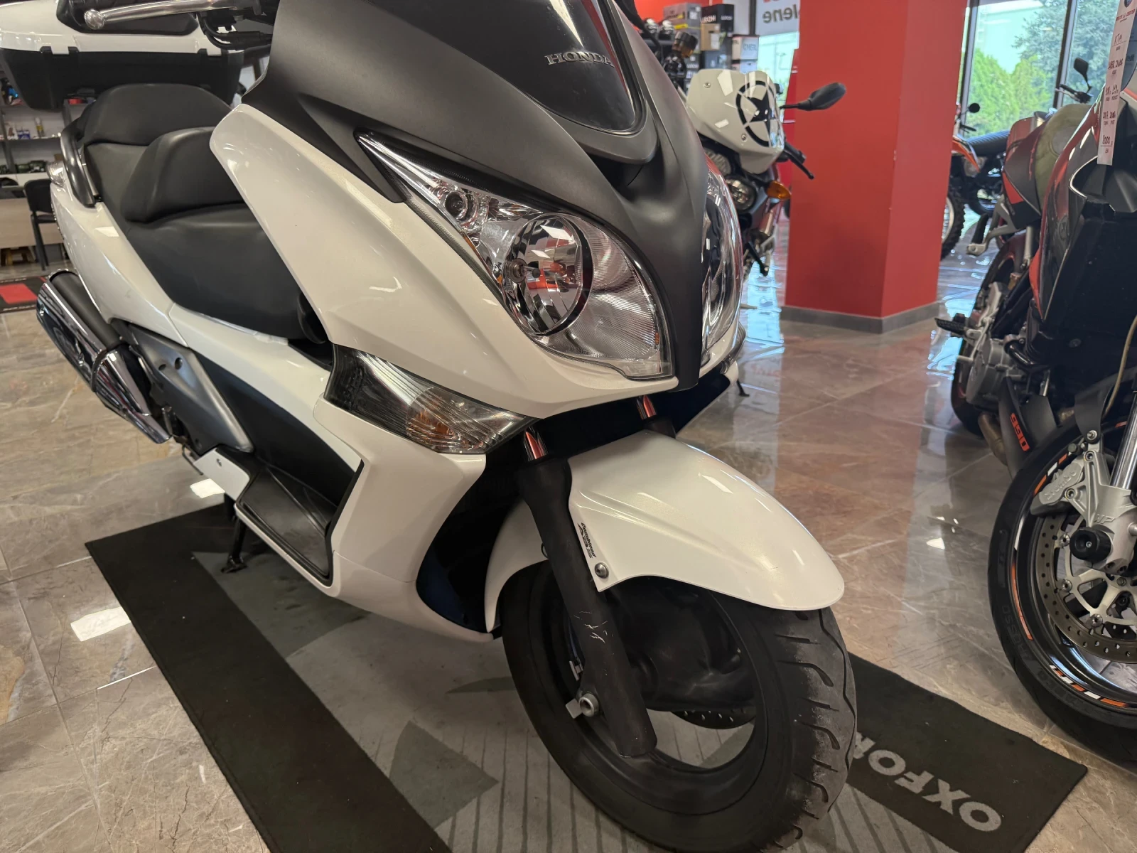 Honda Silver Wing 400I ABS - изображение 3