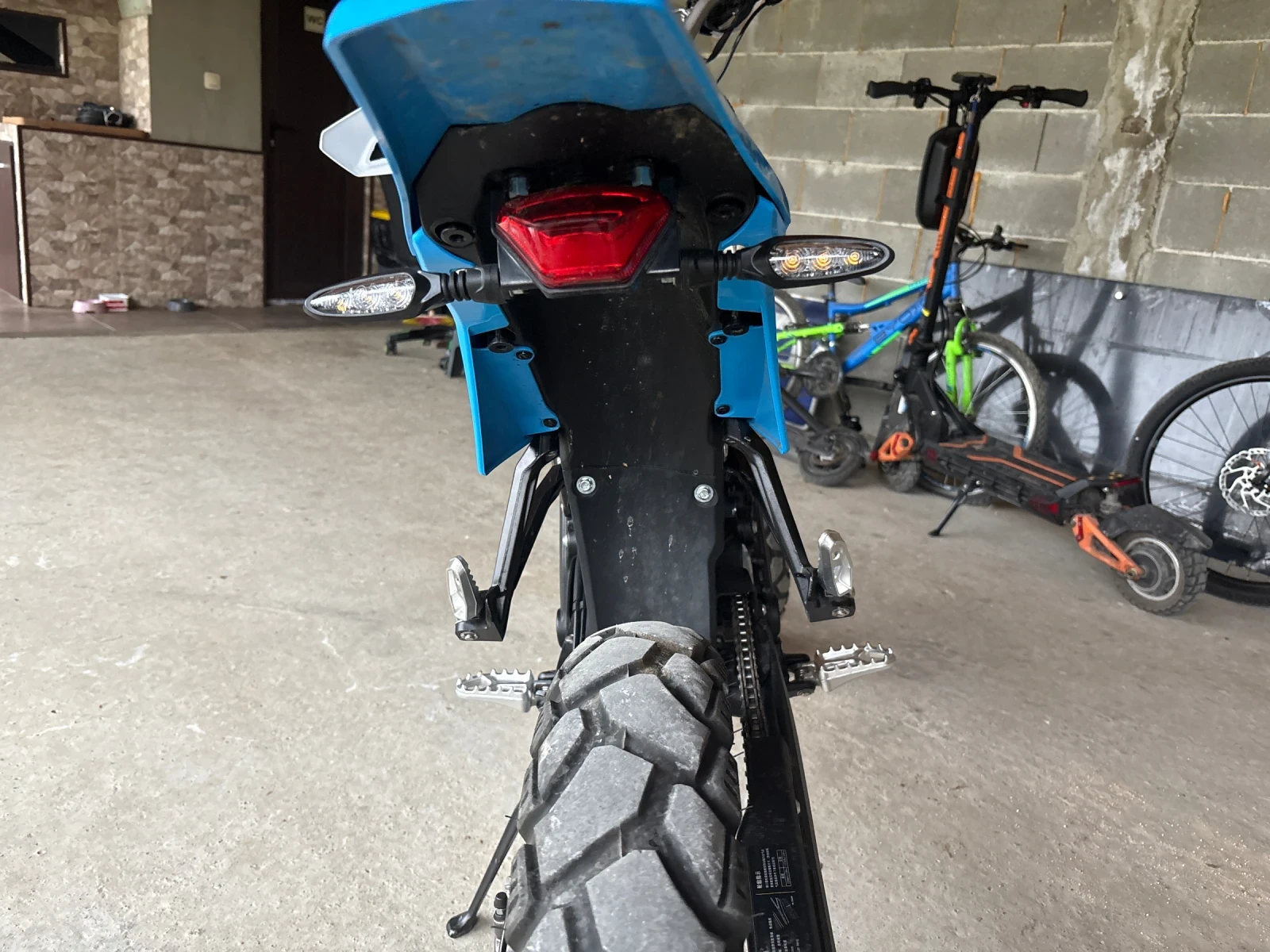 Surron Ultra Bee Пластмаси, снимка 6 - Мотоциклети и мототехника - 53754145