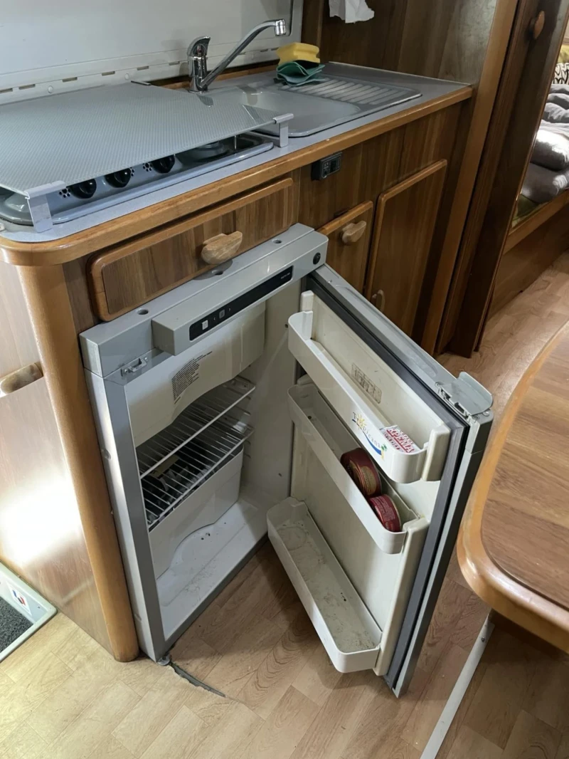 Кемпер Autostar Mercedes , снимка 5 - Каравани и кемпери - 52828269