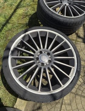 Гуми с джанти Kumho 225/35R20, снимка 4