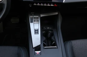 Peugeot 308 SW Puretech 1.2 2023, снимка 13