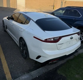 Kia Stinger GT Limited 3.3 V6 * AWD * СЕРВИЗНА ИСТОРИЯ * , снимка 3