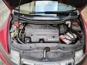 Honda Civic 2.2 i-CTDi Facelift, снимка 11