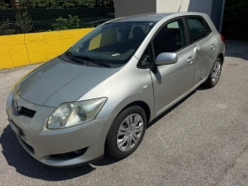 Toyota Auris 110000km..!!! 1.6 бенз..!!, снимка 2