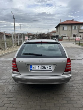 Mercedes-Benz 220, снимка 7