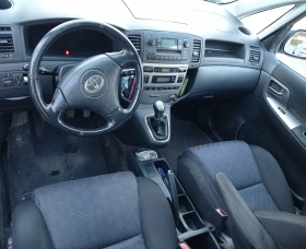 Toyota Corolla verso, снимка 8