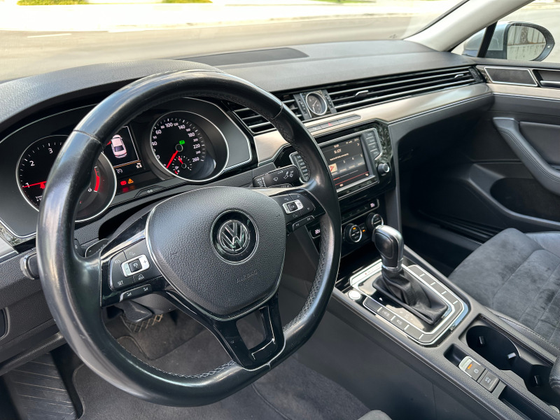 VW Passat, снимка 11 - Автомобили и джипове - 45799501