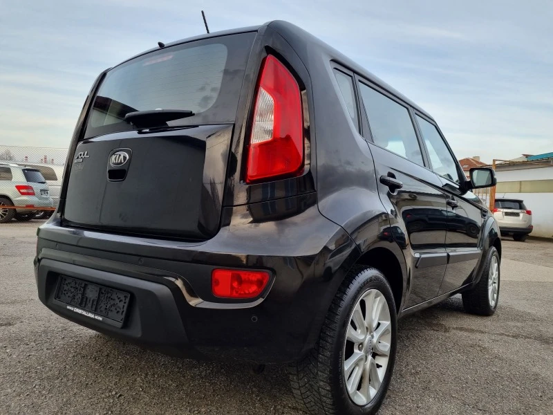 Kia Soul 1.6Бензин/130кс/Евро5/Автоматик/, снимка 10 - Автомобили и джипове - 44701340