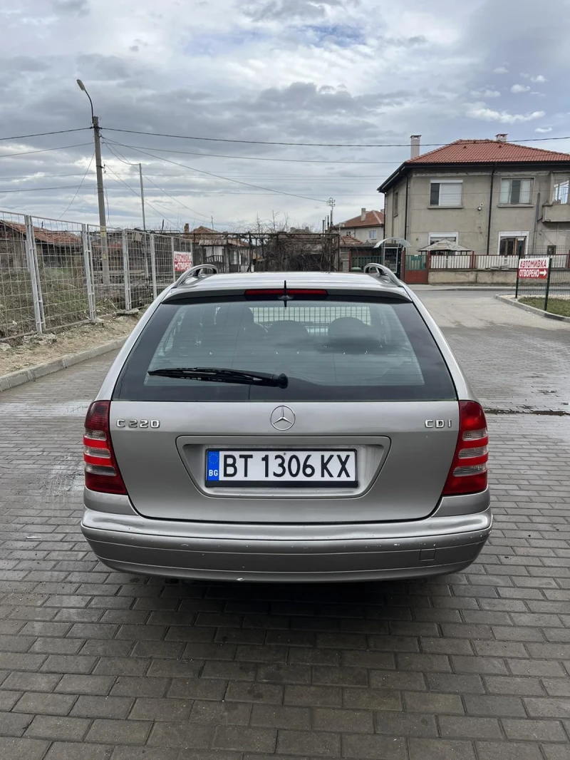 Mercedes-Benz 220, снимка 7 - Автомобили и джипове - 47424940