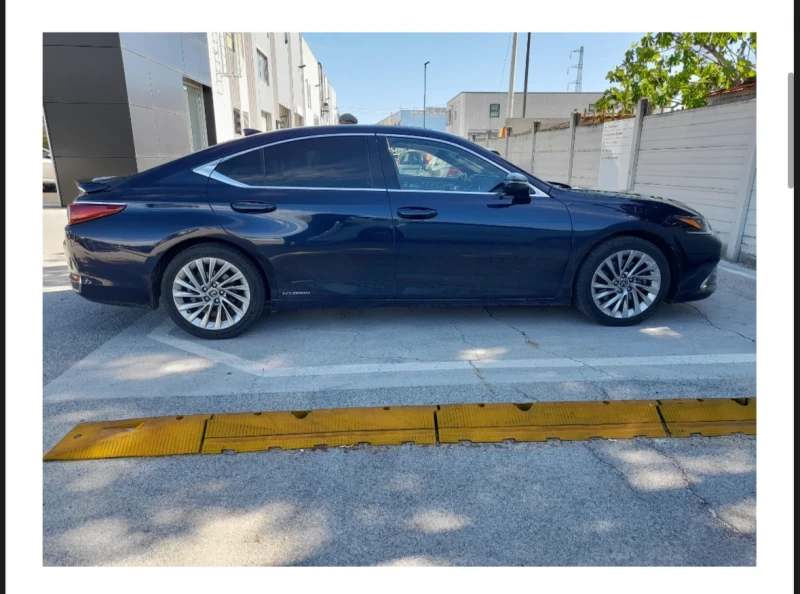 Lexus ES 300h 2.5h luxury 218k.с Гаранция, снимка 3 - Автомобили и джипове - 48261976