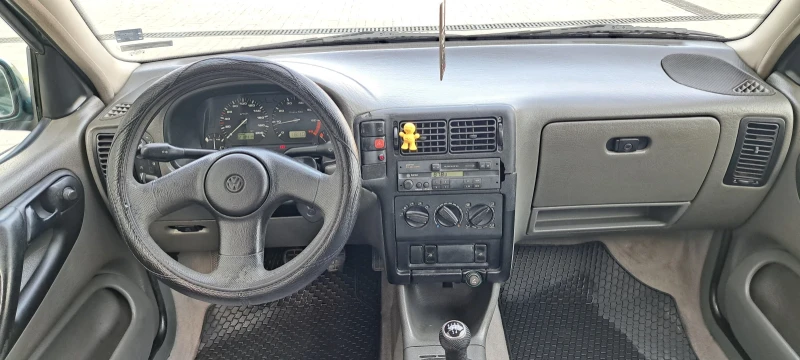 VW Polo 1.4I, снимка 14 - Автомобили и джипове - 49485607