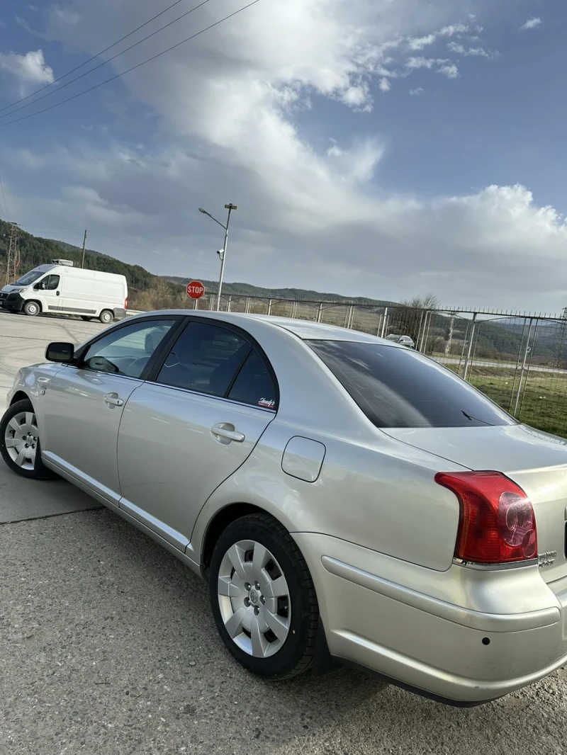 Toyota Avensis 2.0 D4D TOP, снимка 8 - Автомобили и джипове - 49508391