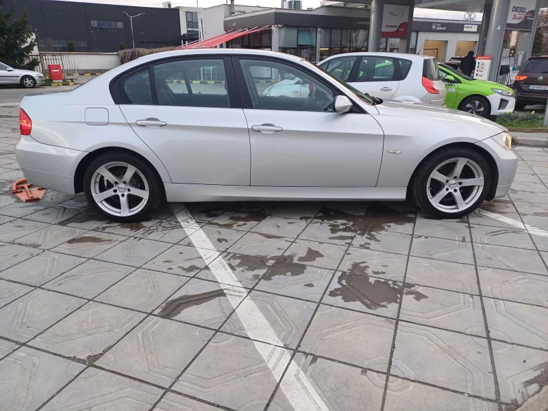 BMW 320 2.0i 170к.с. , снимка 6 - Автомобили и джипове - 49533798