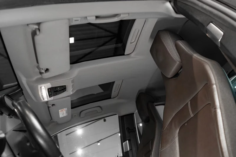 BMW i3 S/184HP/COMFORT/ADAPIVE/КОЖА/PANO/CAM/157D, снимка 9 - Автомобили и джипове - 51213854
