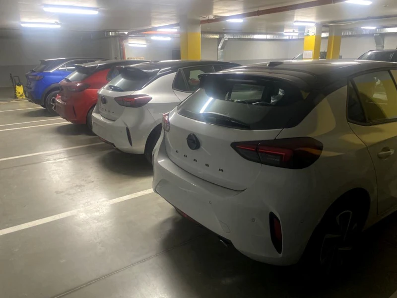 Opel Corsa GS най-високо оборудване, снимка 6 - Автомобили и джипове - 52251467