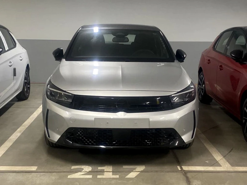 Opel Corsa GS най-високо оборудване, снимка 3 - Автомобили и джипове - 52251467