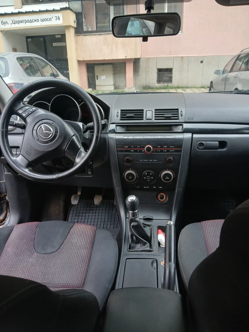 Mazda 3, снимка 12 - Автомобили и джипове - 52575085