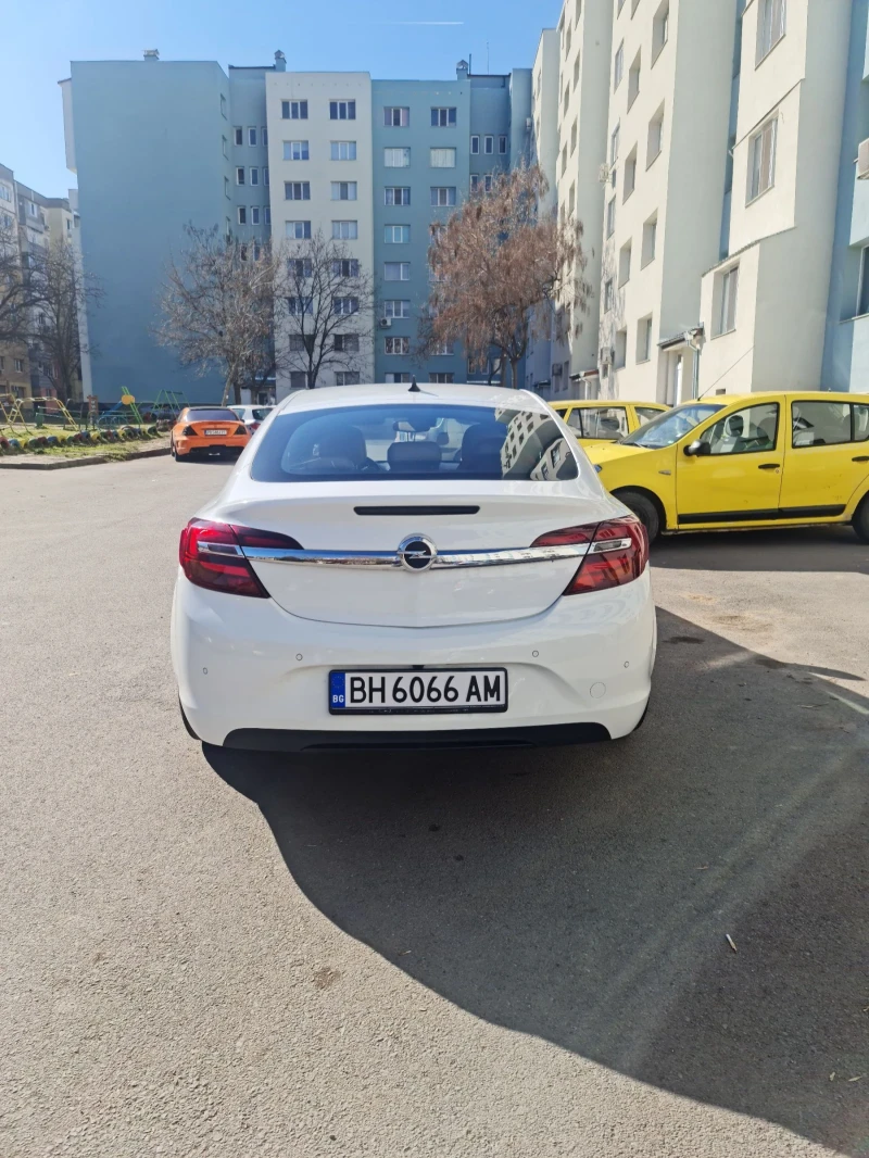 Opel Insignia, снимка 3 - Автомобили и джипове - 52612209