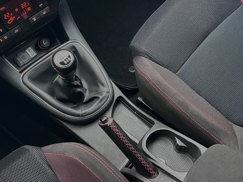 Fiat Bravo 1.4Turbo Бензин Sport ПРОЧЕТИ ОПИСАНИЕТО, снимка 10 - Автомобили и джипове - 53233155